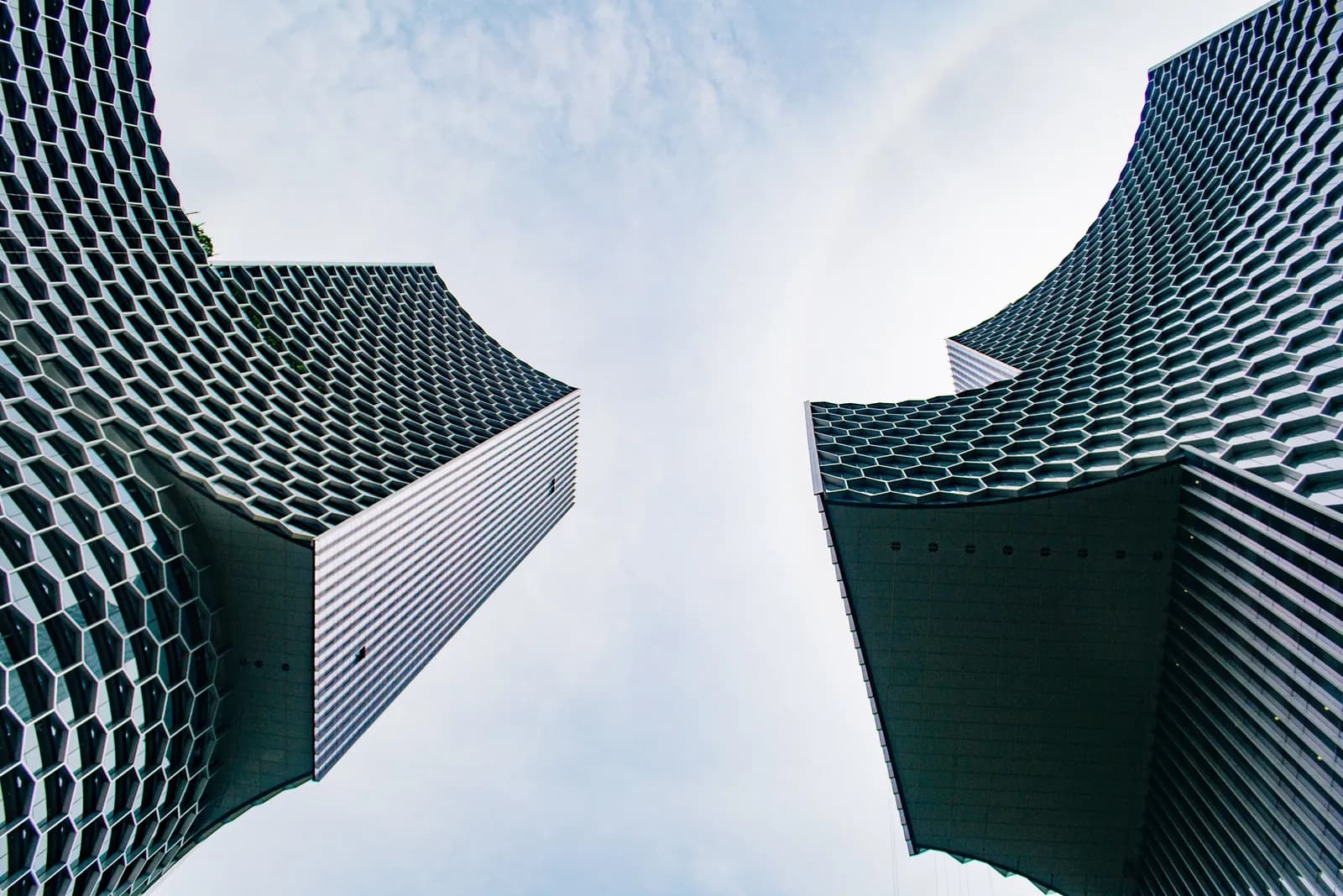 Singapore Lawyers Can Now Get AI Training as 2,000 Tech Opportunities Open